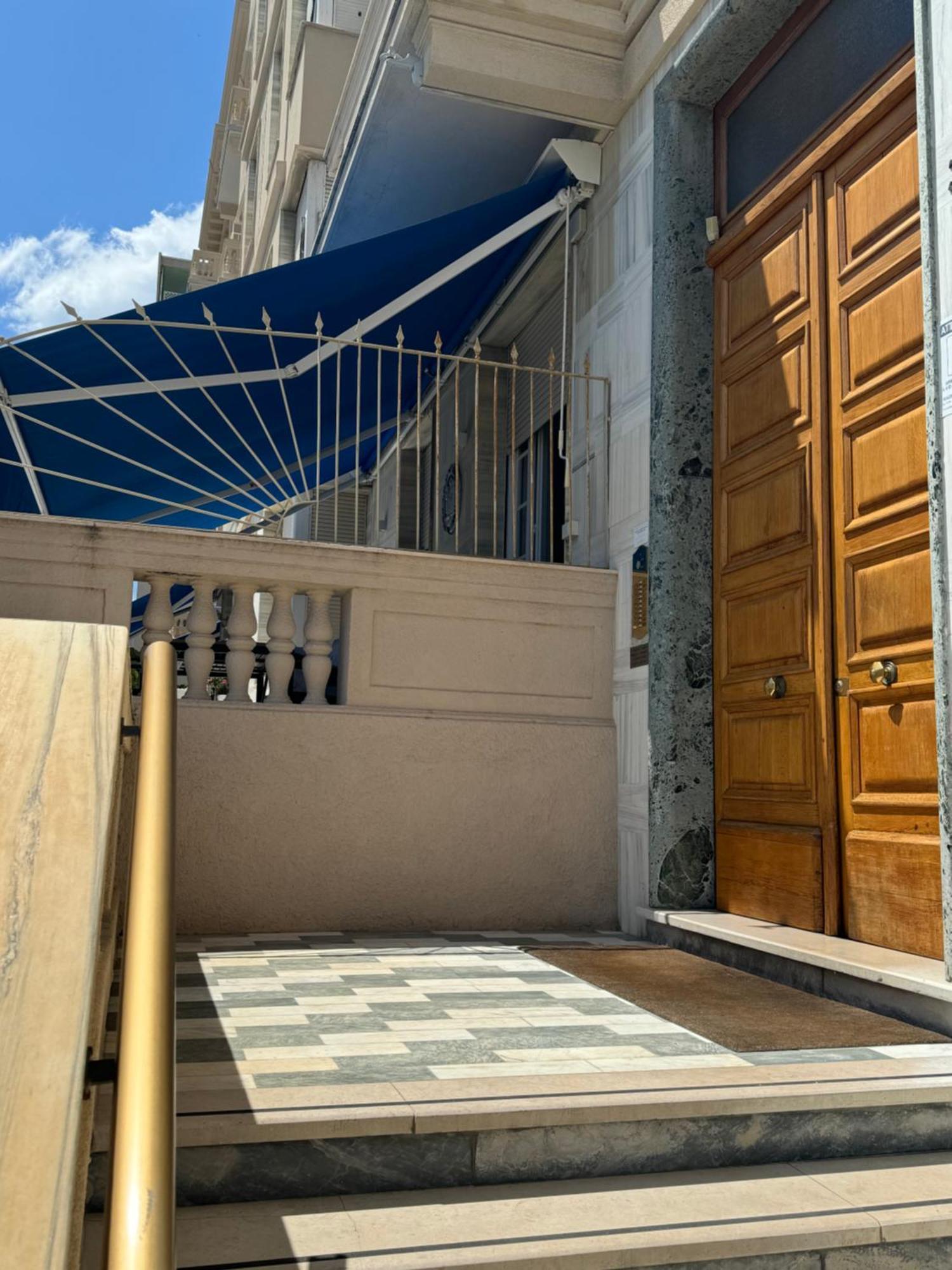La Dolce 5 Star Luxury Apartment